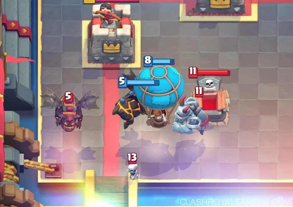 Lava hound and Balloon Card Combination + deck